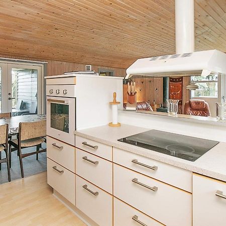 8 Person Holiday Home In Hesselager Buitenkant foto