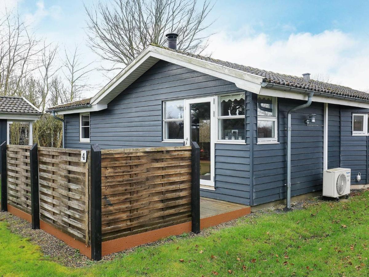 8 Person Holiday Home In Hesselager Buitenkant foto