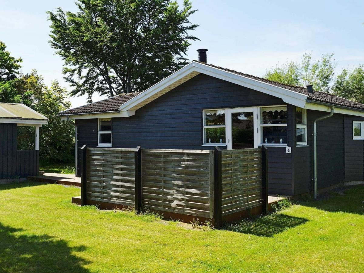 8 Person Holiday Home In Hesselager Buitenkant foto